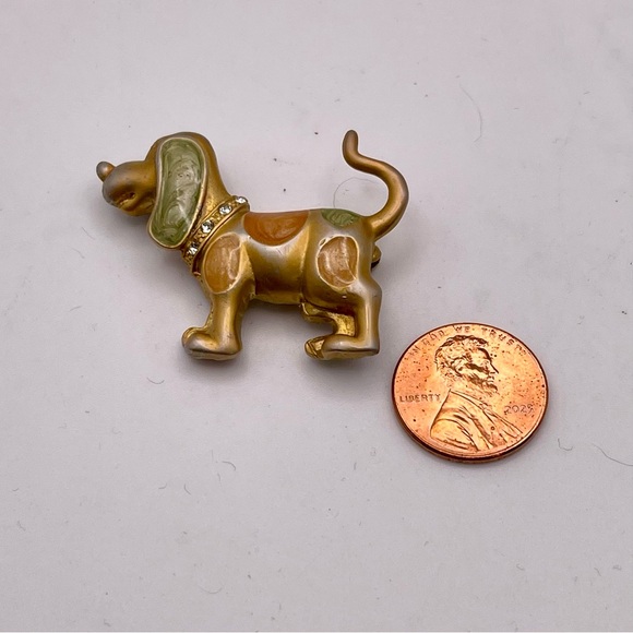 Cute Enamel Puppy Dog With Rhinestone Collar - Picture 4 of 8